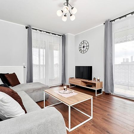 Apartment Wroclaw Sikorskiego With Free Garage By Renters Prestige Kültér fotó