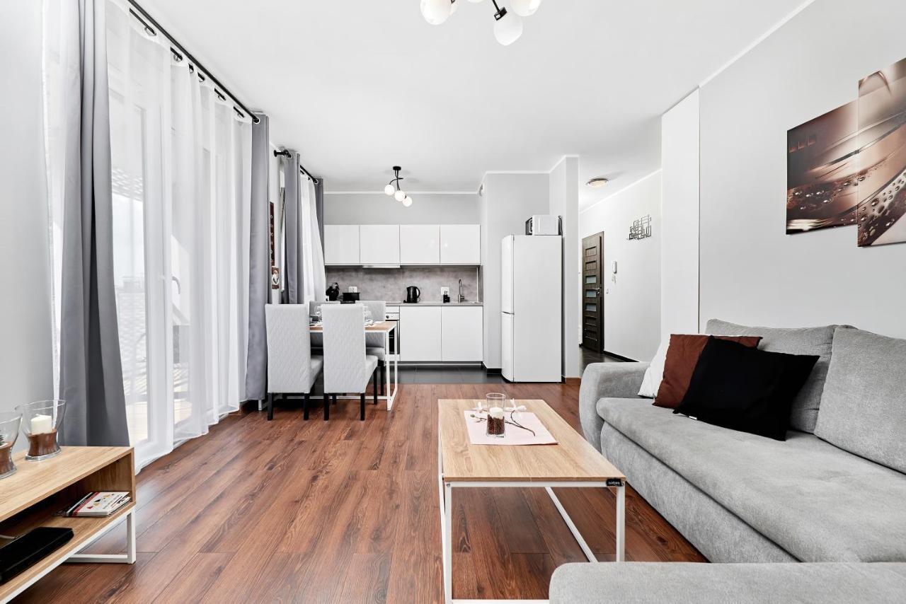 Apartment Wroclaw Sikorskiego With Free Garage By Renters Prestige Kültér fotó