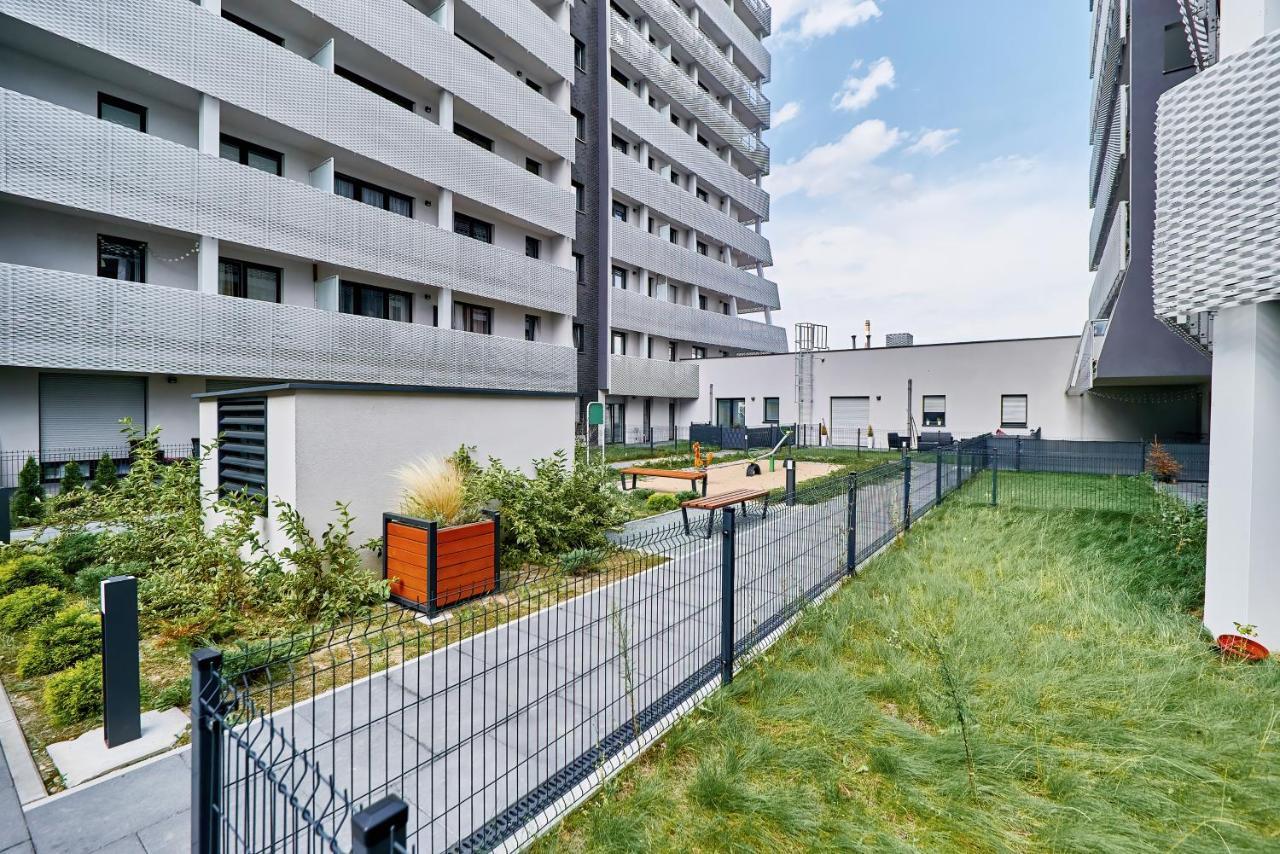 Apartment Wroclaw Sikorskiego With Free Garage By Renters Prestige Kültér fotó