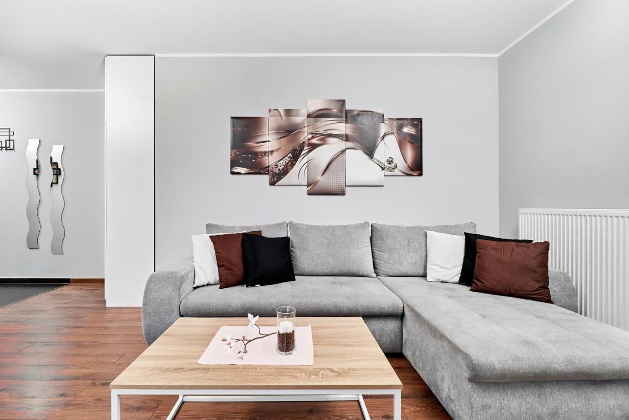 Apartment Wroclaw Sikorskiego With Free Garage By Renters Prestige Kültér fotó